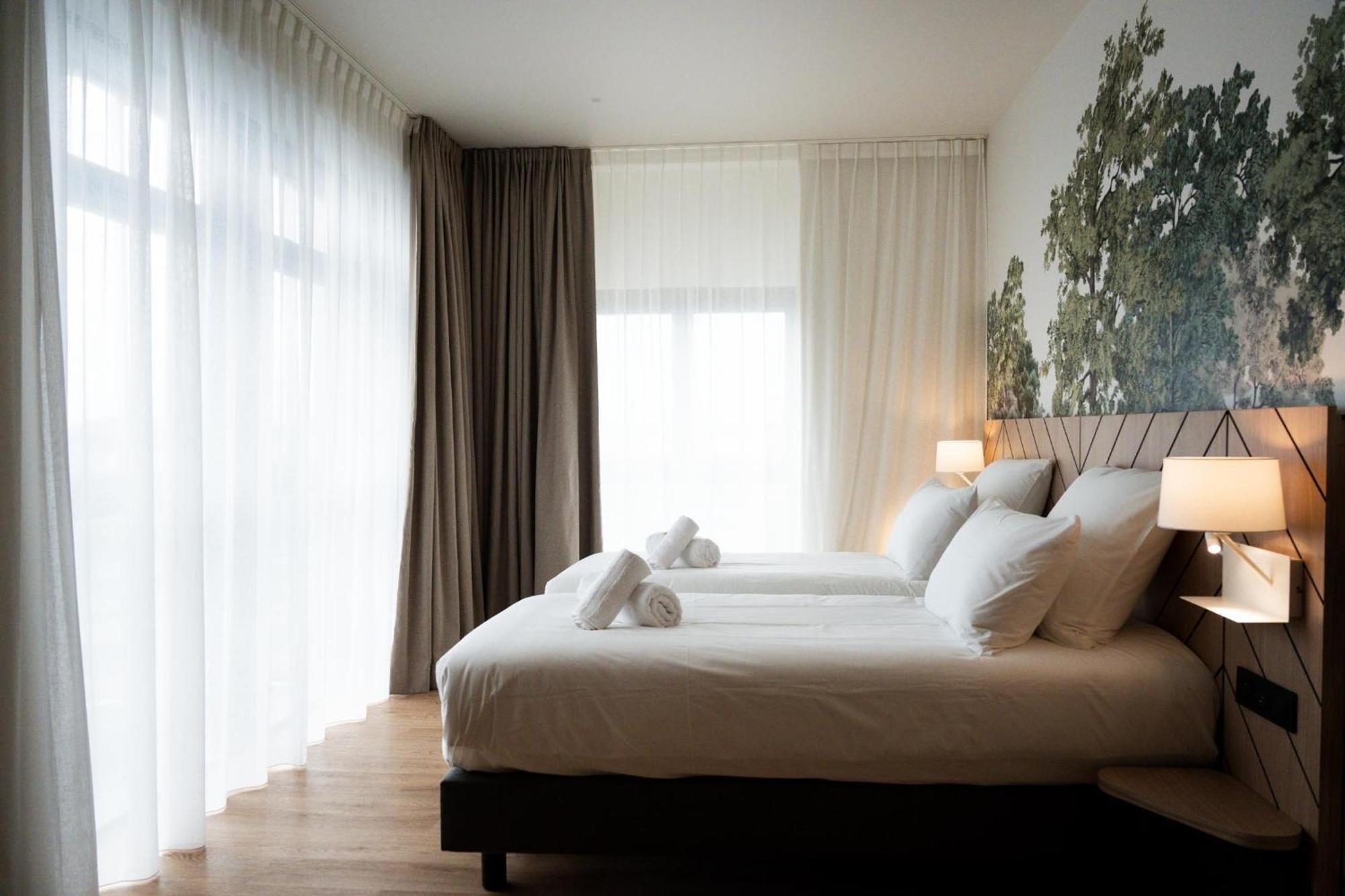 Bo Hotels Ambronay Esterno foto